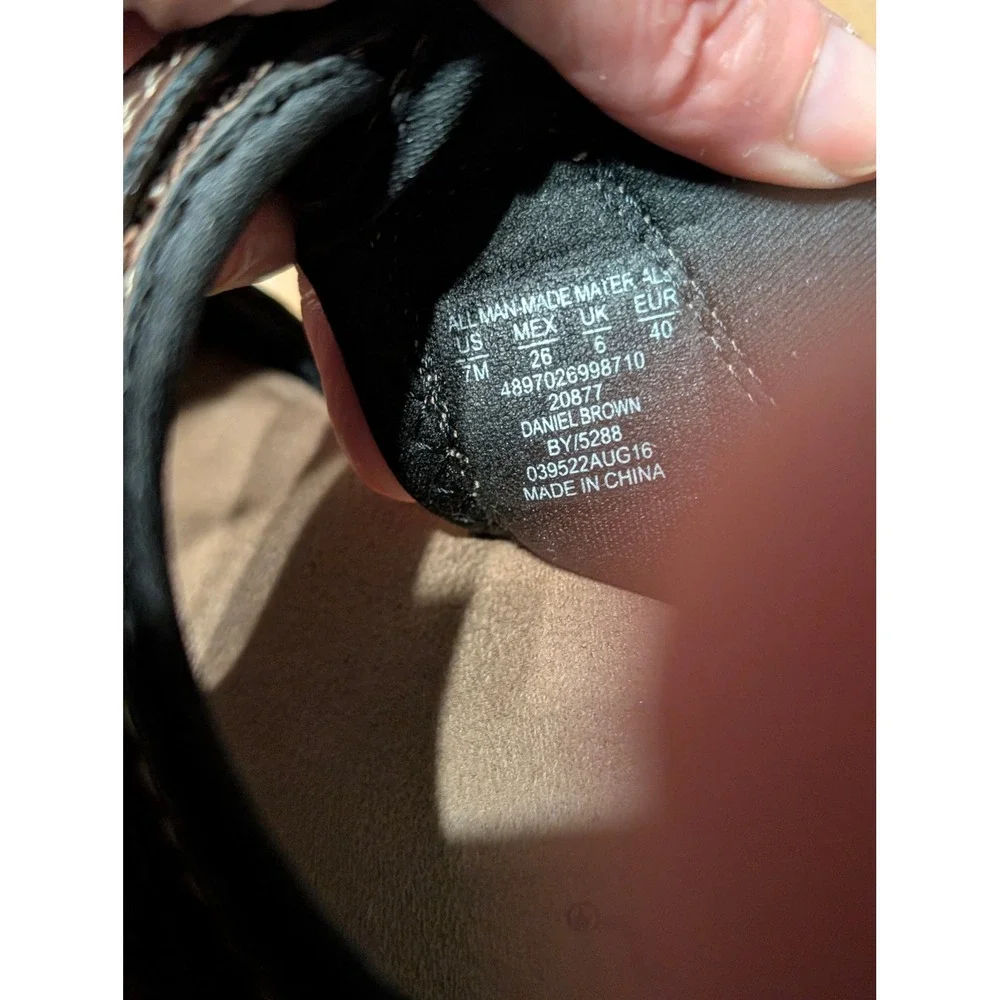 Thom McAn Daniel Brown Mens Sandals Brown Adjustable Straps Size 7M